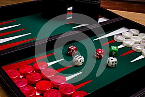 Box for playing tables with green inside surface