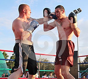 Boxer Luca Tassi vs Sandor Ramocsa match