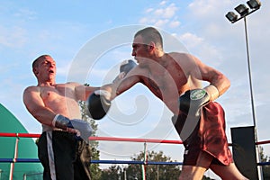 Boxer Luca Tassi vs Sandor Ramocsa match