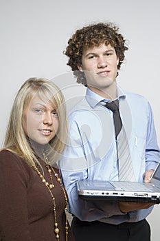 Boy & girl / laptop