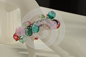 Bracelet of colored elements