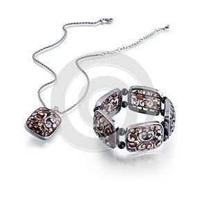 Bracelet and necklace set - clipping path