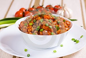 Braised beans with mushrooms and vegetables