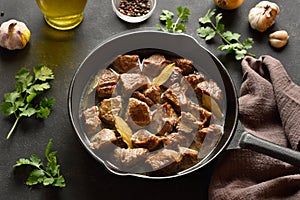 Braised beef in cast iron skillet