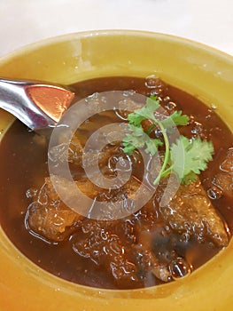 Braised Fish Maw in Red Gravy