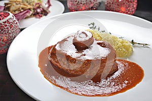 Braised Veal Shank w/Red Wine Tomato Sauce