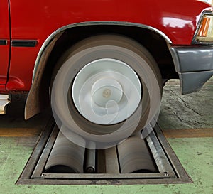 Brake testing system of car