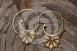 brass Indian earrings in spiral shape