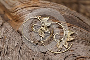 Brass Indian earrings in spiral shape