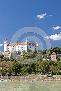 Bratislavský hrad a Dunaj, Slovensko