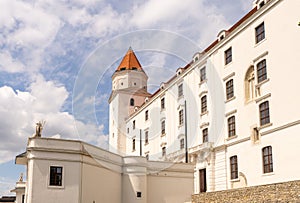 Bratislavský hrad, hlavní hrad Bratislavy, hlavního města Slovenska