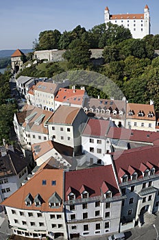 Bratislavský hrad s uličkami starého mesta