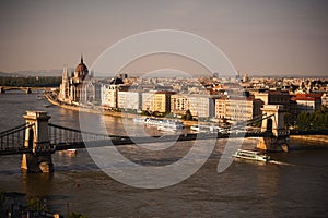 Bratislava, Slovensko - Panoramatický výhľad na mesto nad riekou