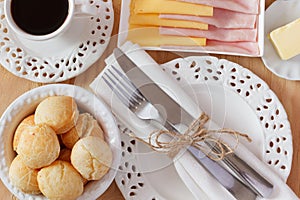 Brazilian snack pao de queijo (cheese bread)