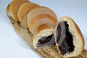 This is the bread that Anko was filled.