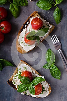 Bread cheese spread baked tomato