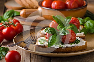 Bread cheese spread baked tomato
