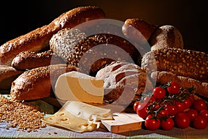 Bread, cheese and tomatoes