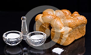 Bread with crystal salt Container