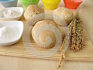 Bread muffins with spelt flour, millet flour, rice flour