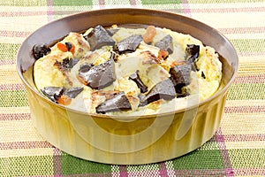 Bread pudding with chocolate