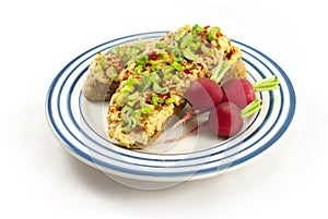 Bread with red lentil spread and tofu