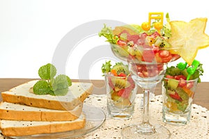 Bread slice and fruit salad fusion food