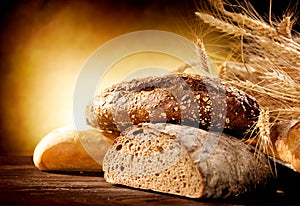 Pane sul di legno tavolo 