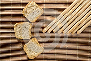 Breadsticks and toasts