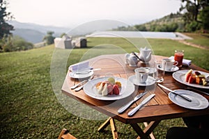 Breakfast with a beautiful view to the valley