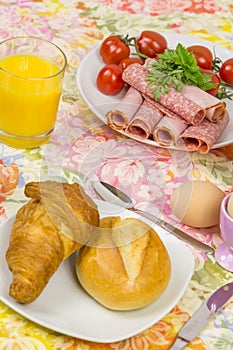Breakfast bread egg cold cuts 10