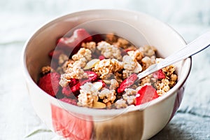 Breakfast with cereals and lyophilized strawberries