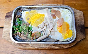 Breakfast egg pan