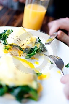 Breakfast eggs benedict