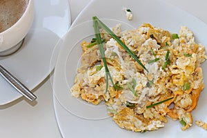 Breakfast - scrambled eggs with chives