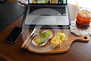 breakfast Toast egg and avocodo