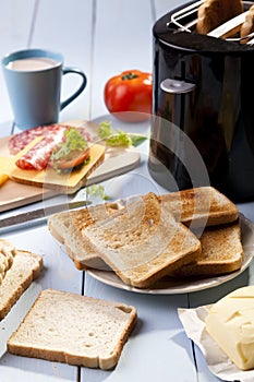 Breakfast with a toasted bread