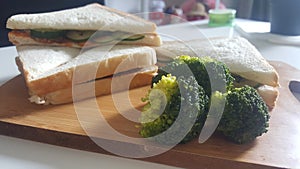 Breakfastime sardin bread