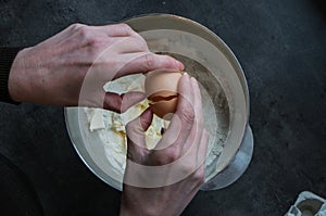 Breaking an egg