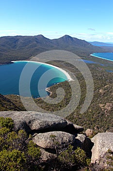 Breathtaking view over wineglass bay from the lookout at coles bay