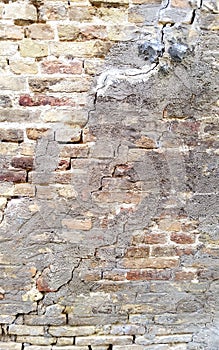 Bricks, history and crevices