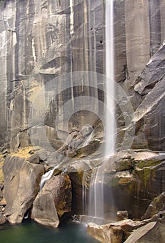 Bridalveil falls yosemite