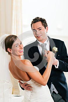 Bride and groom dancing the first dance