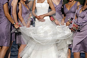 Bride and its girlfriends photo