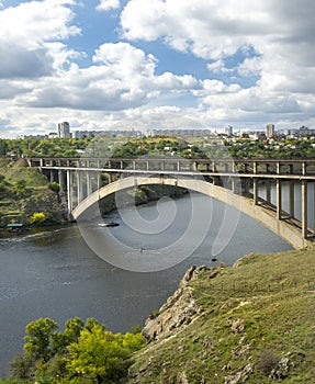 Bridge across the Old Dnieper in the city of Zaporozhye