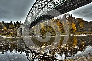 A bridge in autunm