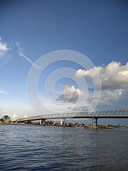 a bridge connecting roads for motorists