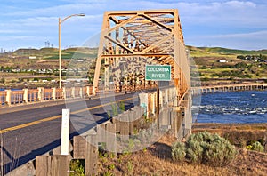 The bridge of the Dalles Oregon.