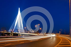 Bridge nocturne photo