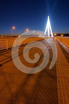 Bridge nocturne photo